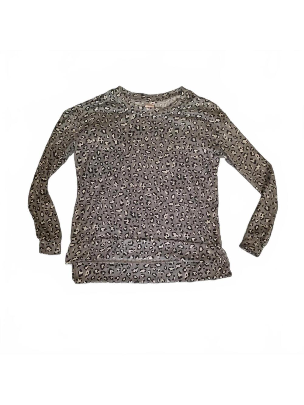 Secret Treasures Small Gray Leopard Print Long Sleeve Shirt